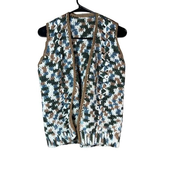 Vintage Women’s Crochet Knit Vest‎ - Picture 1 of 10